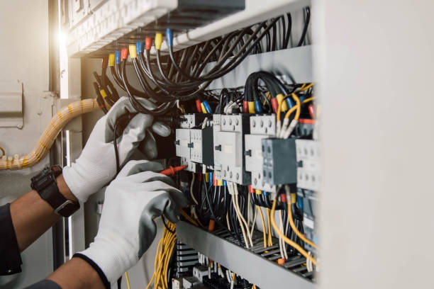 Best Best Electricians Near Me  in Lincoln Center, KS